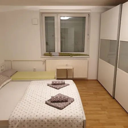 Sunny Moderen Lublaň