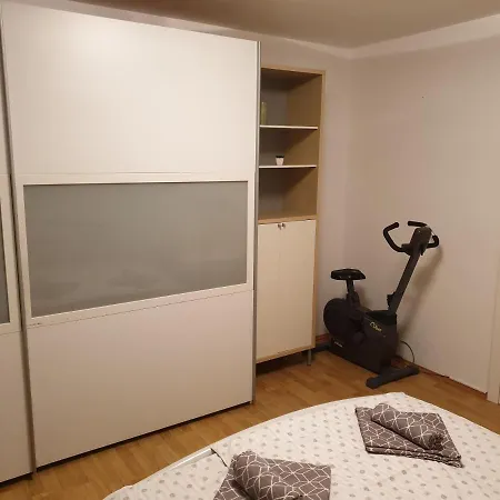 Sunny Moderen Apartmán *